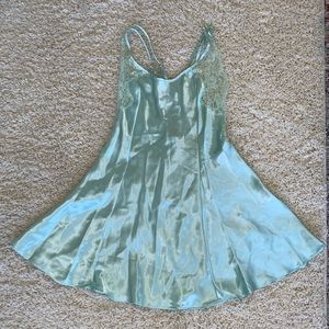 90’s Victoria’s Secret Slip